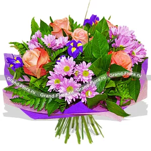 Живописный букет из роз и хризантем Живописный букет из роз и хризантем